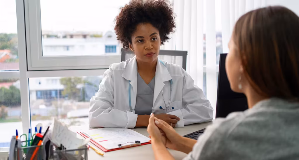 "consulta com médico tricologista em Porto Alegre para avaliação de transplante de sobrancelhas"